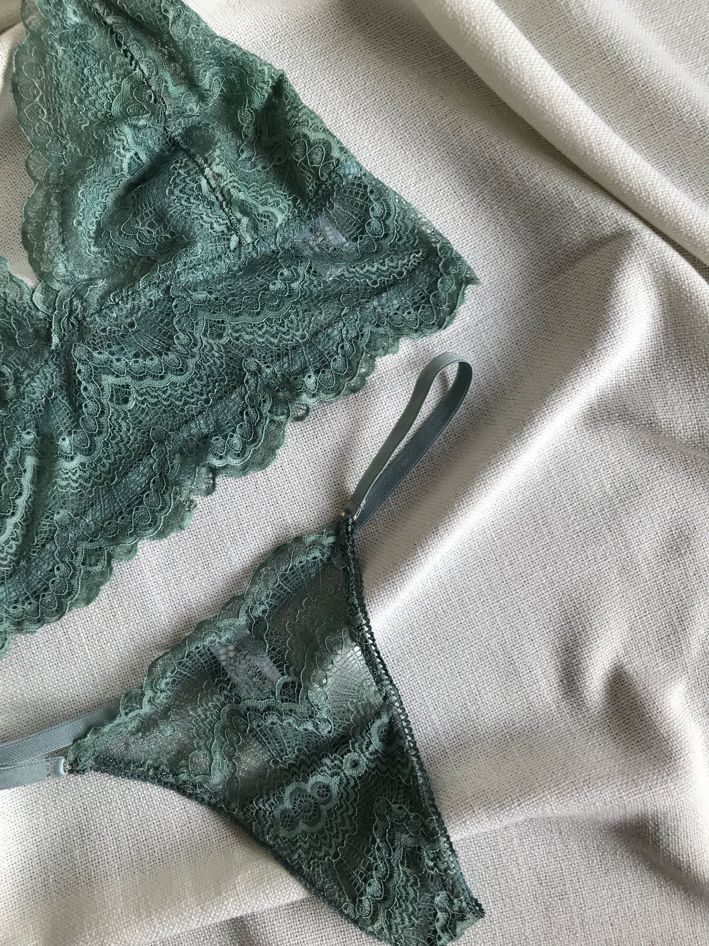 Sage G-String