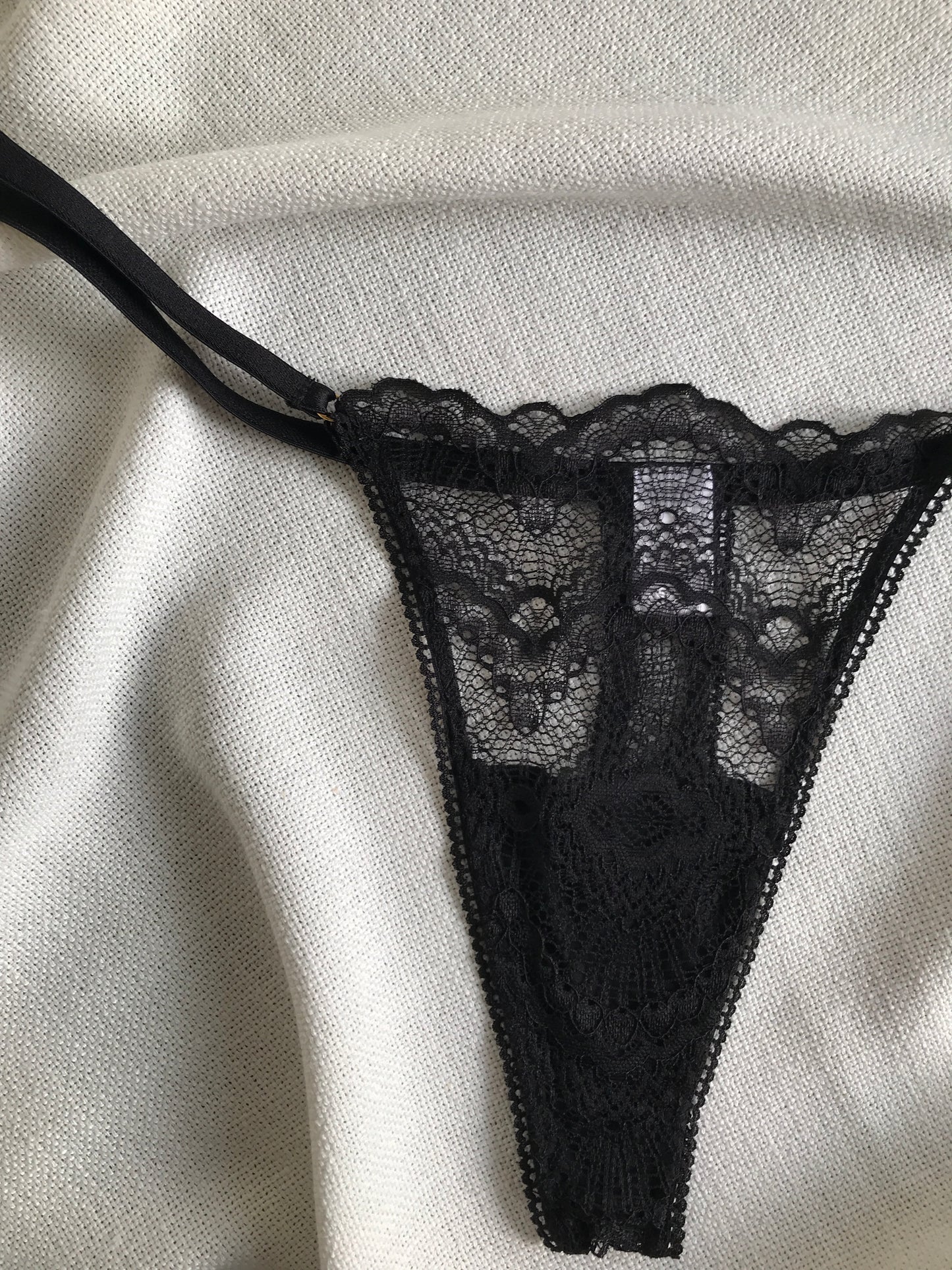 Poppy Lace G-String