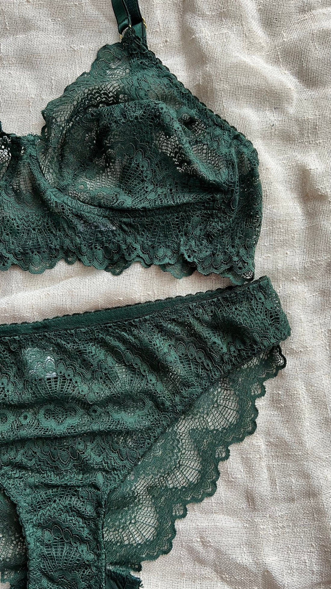 Fern-Green-Lace-Bralette-sea-lemon