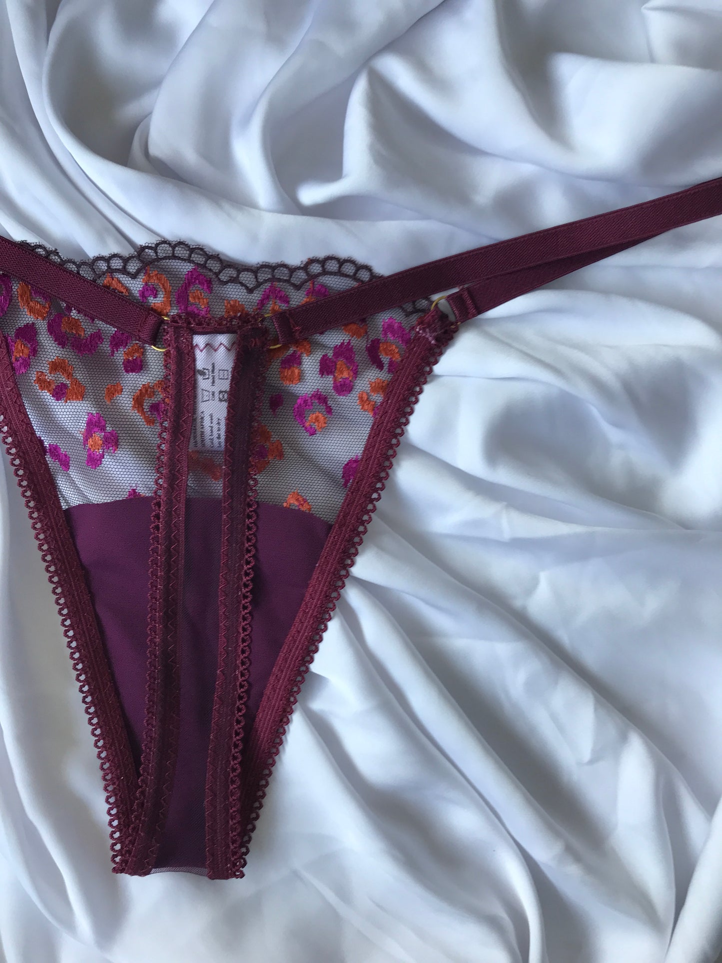 Mia G-String